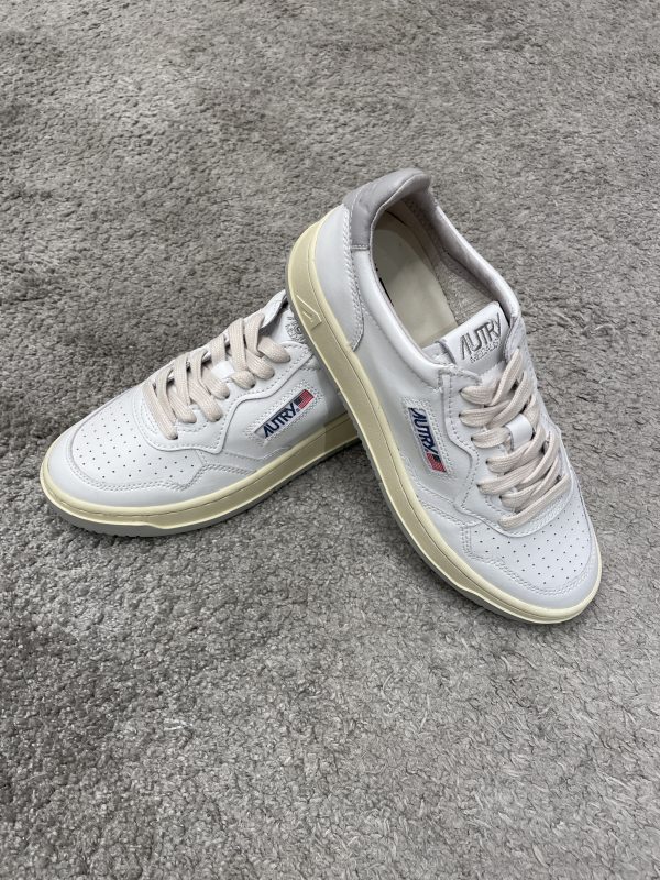Autry Sneaker Schuhe grau/weiß
