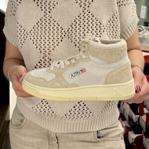 Autry Sneaker weiß/beige aufgerautes Velourleder
