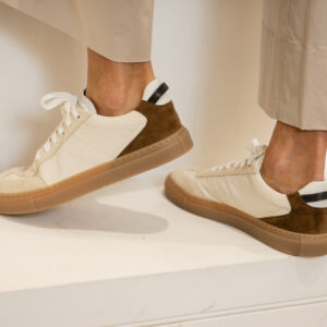 Cucinelli Sneaker seitlich