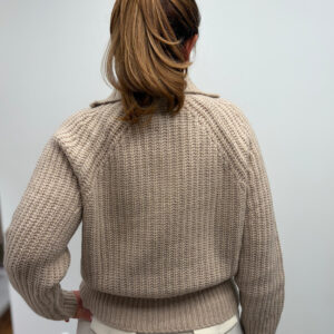 Allude Pullover Troyer Rücken nah