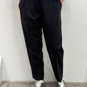 Brunello Cucinelli Hose an Model