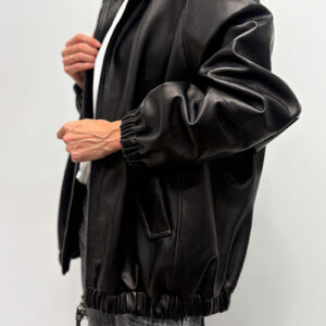 Brunello Cucinelli Lederjacke seitliche Ansicht