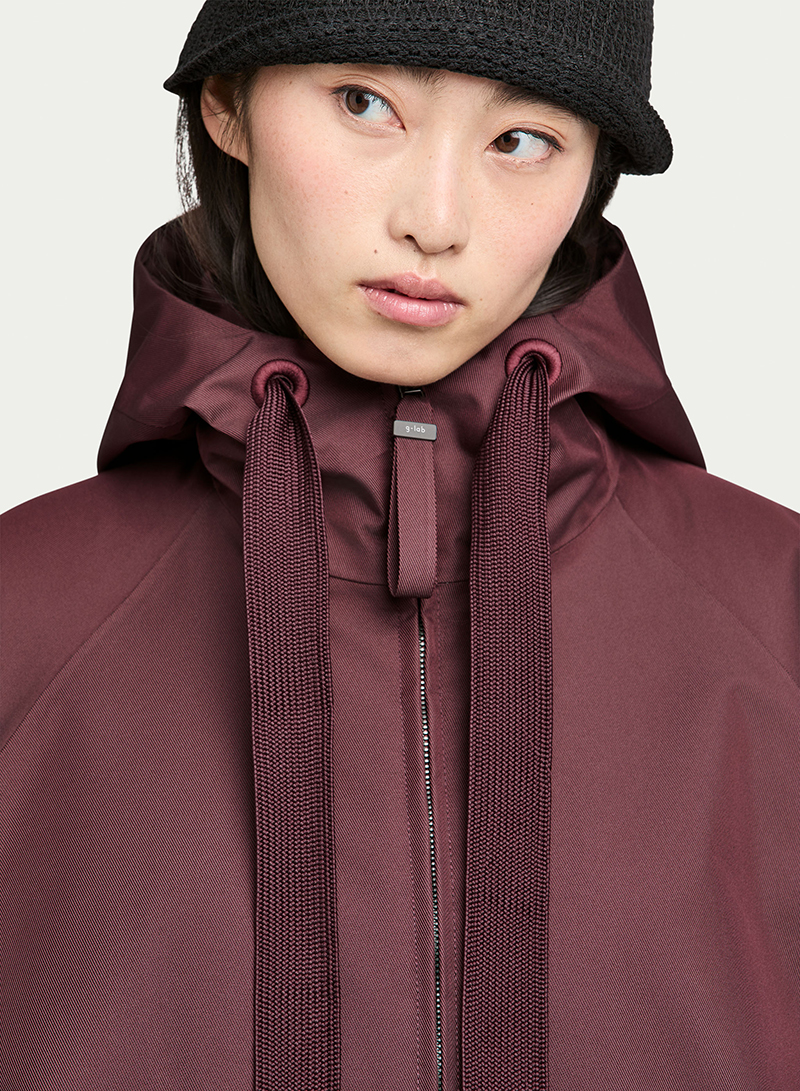 G-Lab Cape-Jacke Pure an Model Detail Kragen burgundy