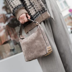 Tod's Mini Bag Metal Dots an Model Detail